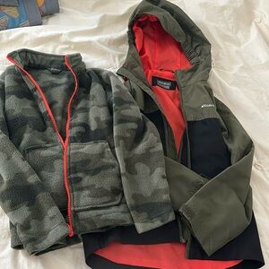 Eddie Bauer boys size 5/6 fleece & rain coat set, camouflage black & green
